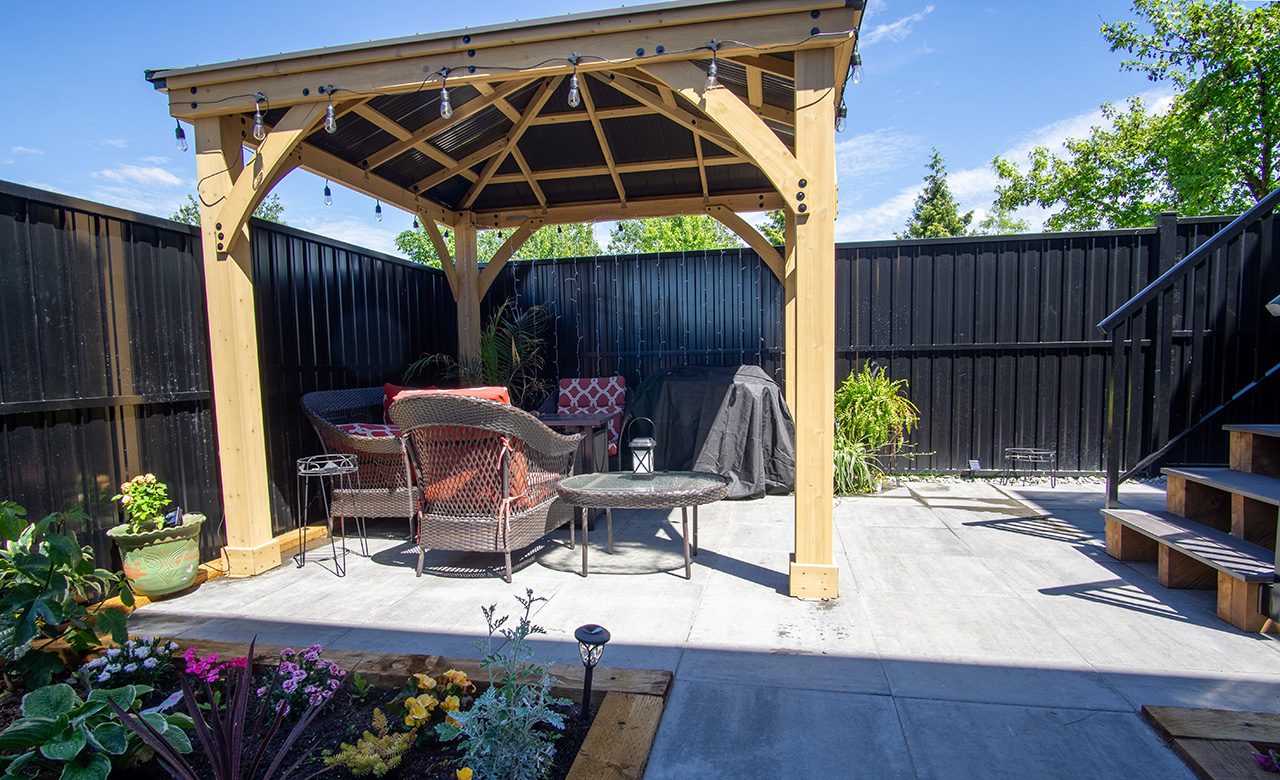 Langley — Exterior 4