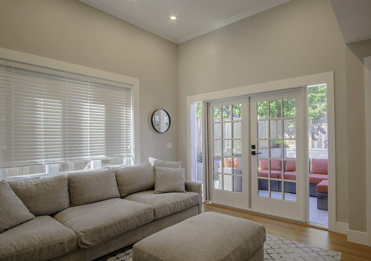 TV / Library room