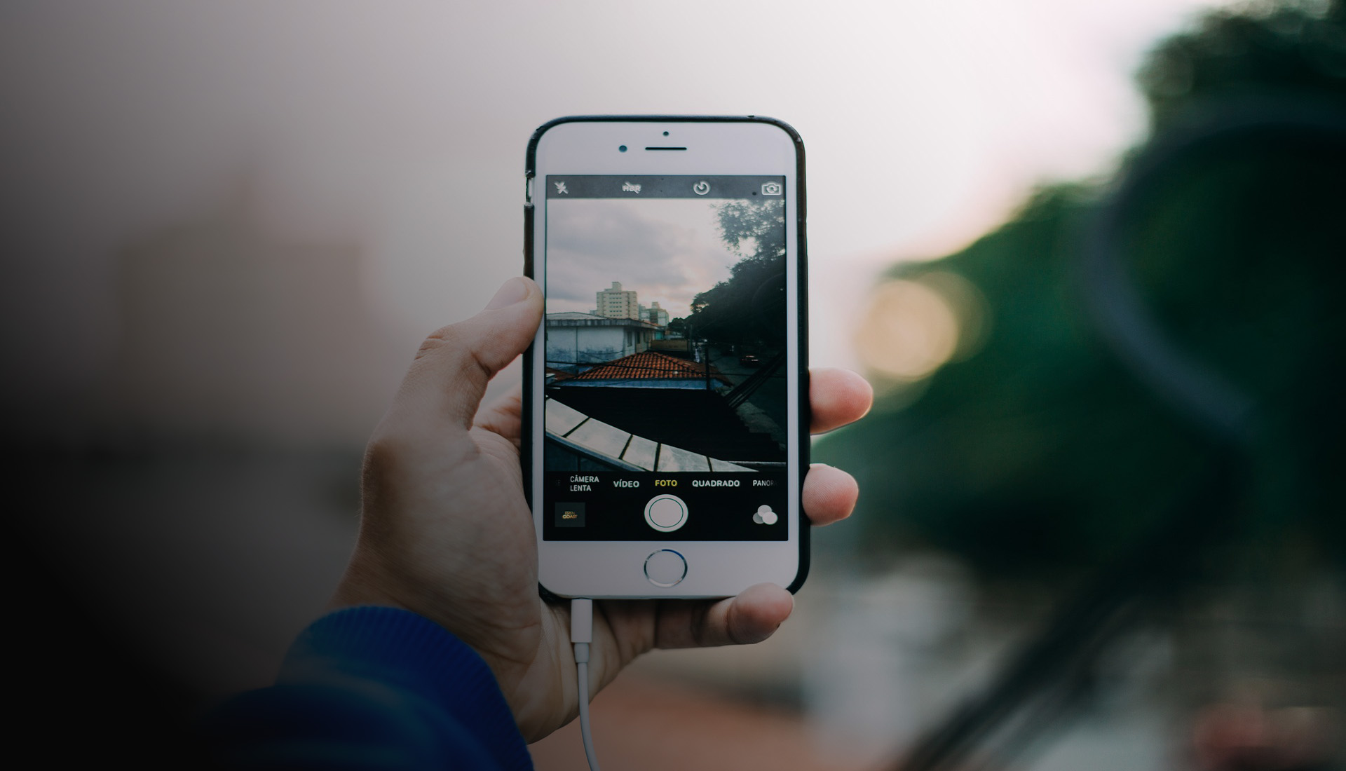 How to Take Real Estate Photos with a Smartphone